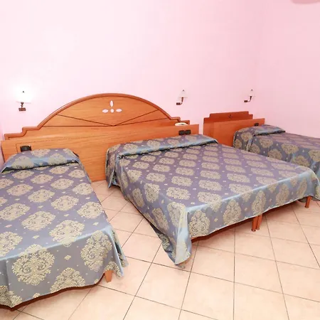 Canada Отель 3*